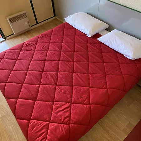 فندق Premiere Classe La Rochelle Sud - *